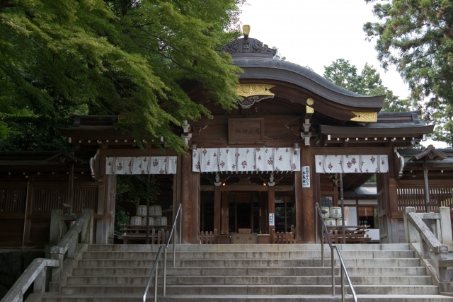 高麗神社は「出世明神」その道のトップを目指すなら一度は参拝したい！