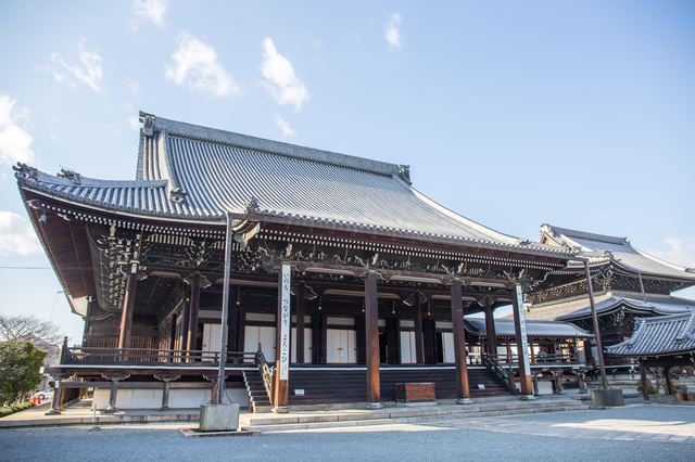 親鸞聖人の法灯を掲げる西本願寺は、浄土真宗本願寺派の大本山