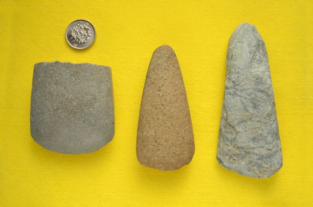 縄文時代 古い石器 磨製 石斧②
