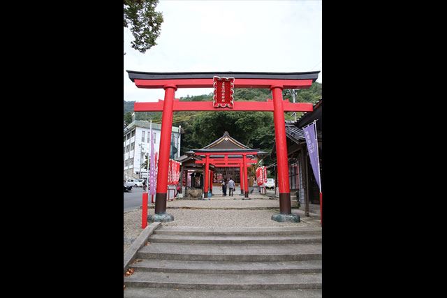 婚活中の人におすすめ・多度稲荷神社