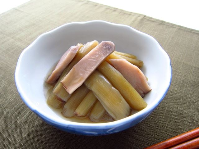 一度食べると美味しさにはまる！福井県大野特産の漬物すこ