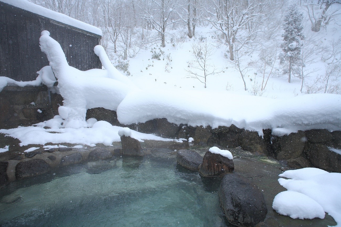 秋田の秘湯「乳頭温泉郷」で自然と温泉を満喫　7つの温泉の湯めぐりもおすすめ