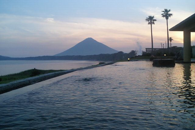 ヘルシーランドで絶景露天風呂と砂風呂を満喫　冬の鹿児島で温泉を楽しもう！