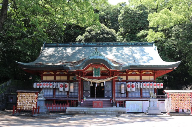 大分県のパワースポットといえば「八幡朝見神社」！　参拝の後は歴史ある共同浴場「永石温泉」へ行こう！