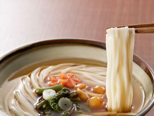 秋田県を食べつくす！ 〜きりたんぽ鍋、横手焼きそば、稲庭うどん〜